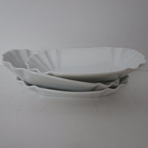 set of 3 oblong ruffled porcelain dishes